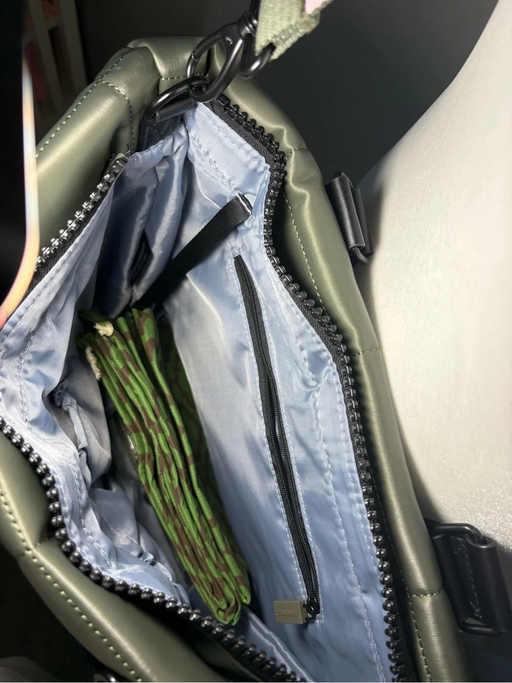 IHKWIP Checkmate Quilted tote - Picture 4 of 9